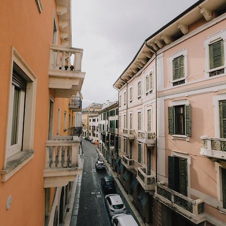 Arena Luxury Apartment Verona Luaran gambar