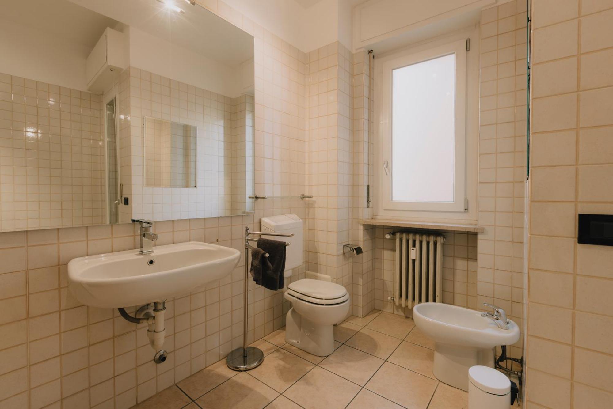 Arena Luxury Apartment Verona Luaran gambar